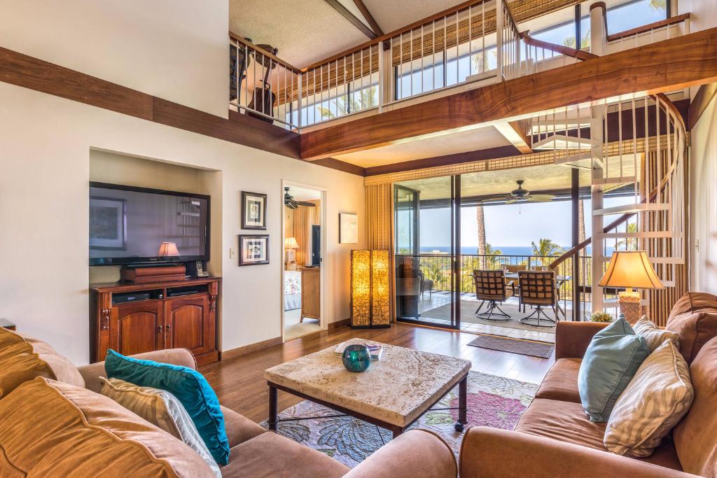 country club villas 2br condo 321 vacation rental in kona