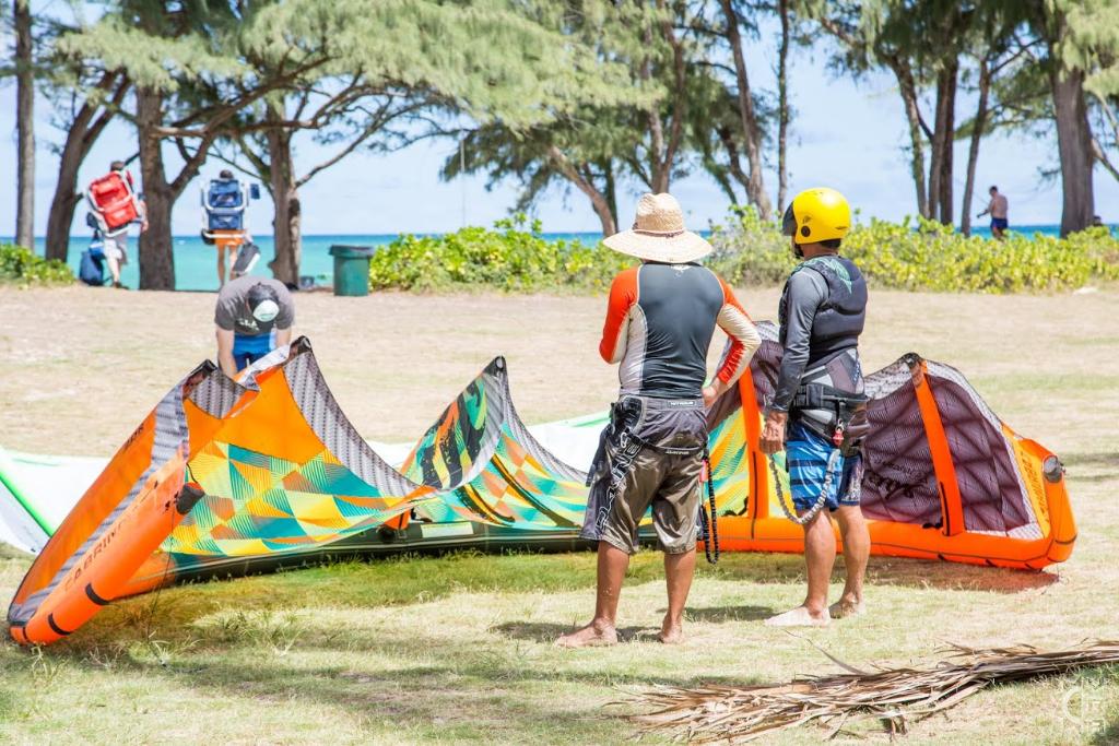 Kiteboarding Lessons with Scratch Hawaii in Kailua, Oahu, Hawaii
