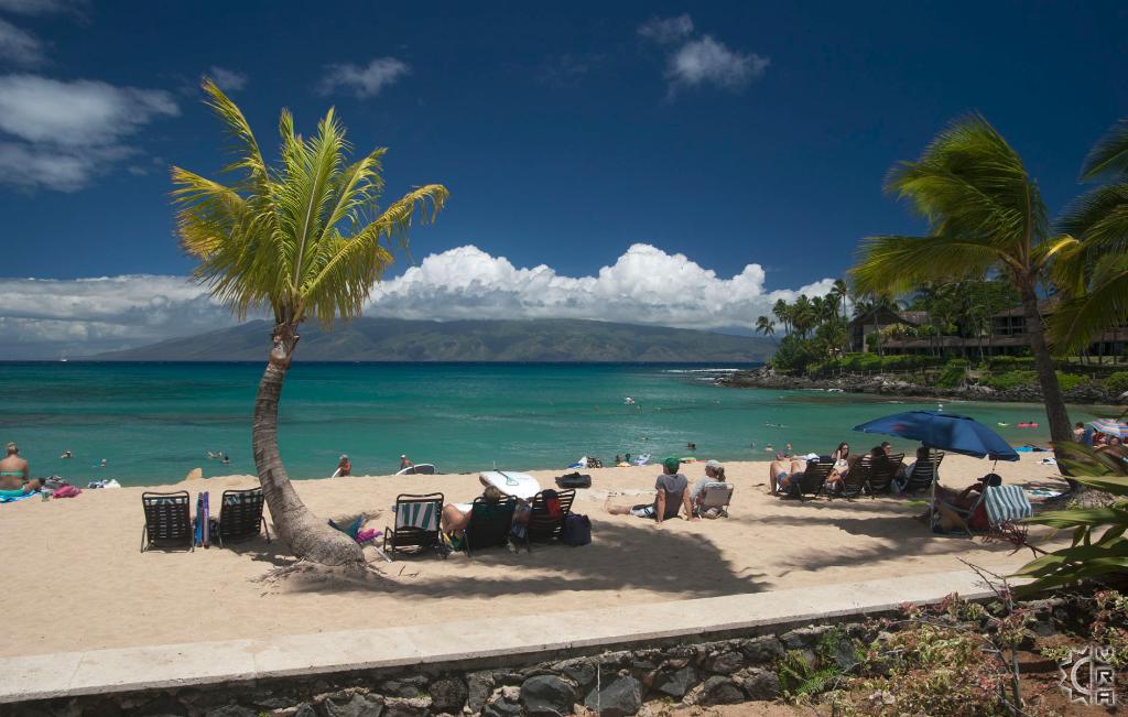 Napili Bay In Lahaina Maui Hawaii Hawaiian Beach Als Napili Bay